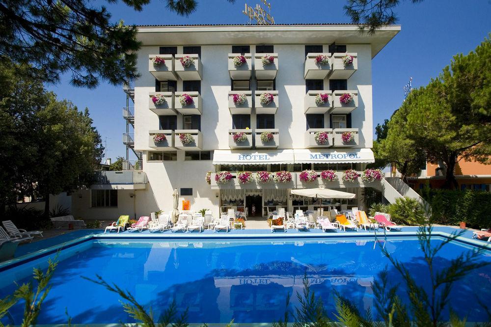 Hotel Metropol Каорле Экстерьер фото