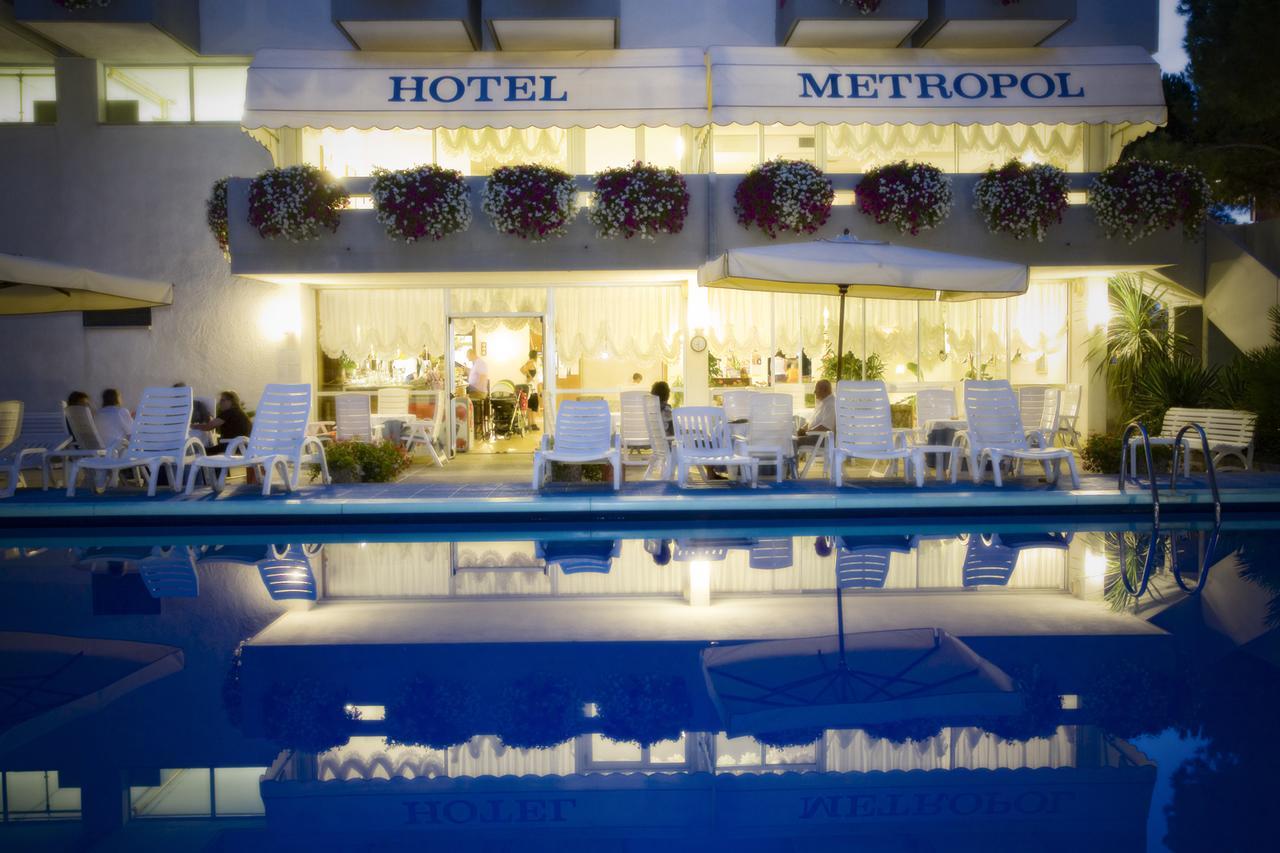 Hotel Metropol Каорле Экстерьер фото