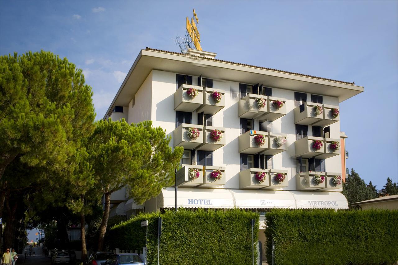 Hotel Metropol Каорле Экстерьер фото
